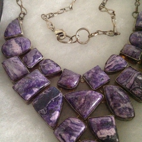 Vintage style Arttisan made Stone necklace. - Picture 6 of 6